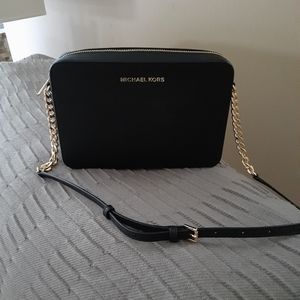 Michael Kors Crossbody Purse